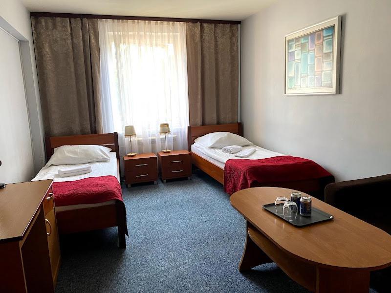 Aparthotel Obiekt "Czarny Rycerz" Jastrzębie Zdrój Exteriér fotografie