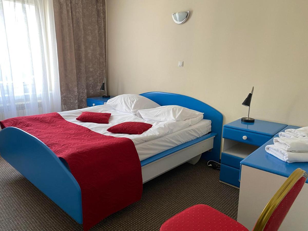Aparthotel Obiekt "Czarny Rycerz" Jastrzębie Zdrój Exteriér fotografie
