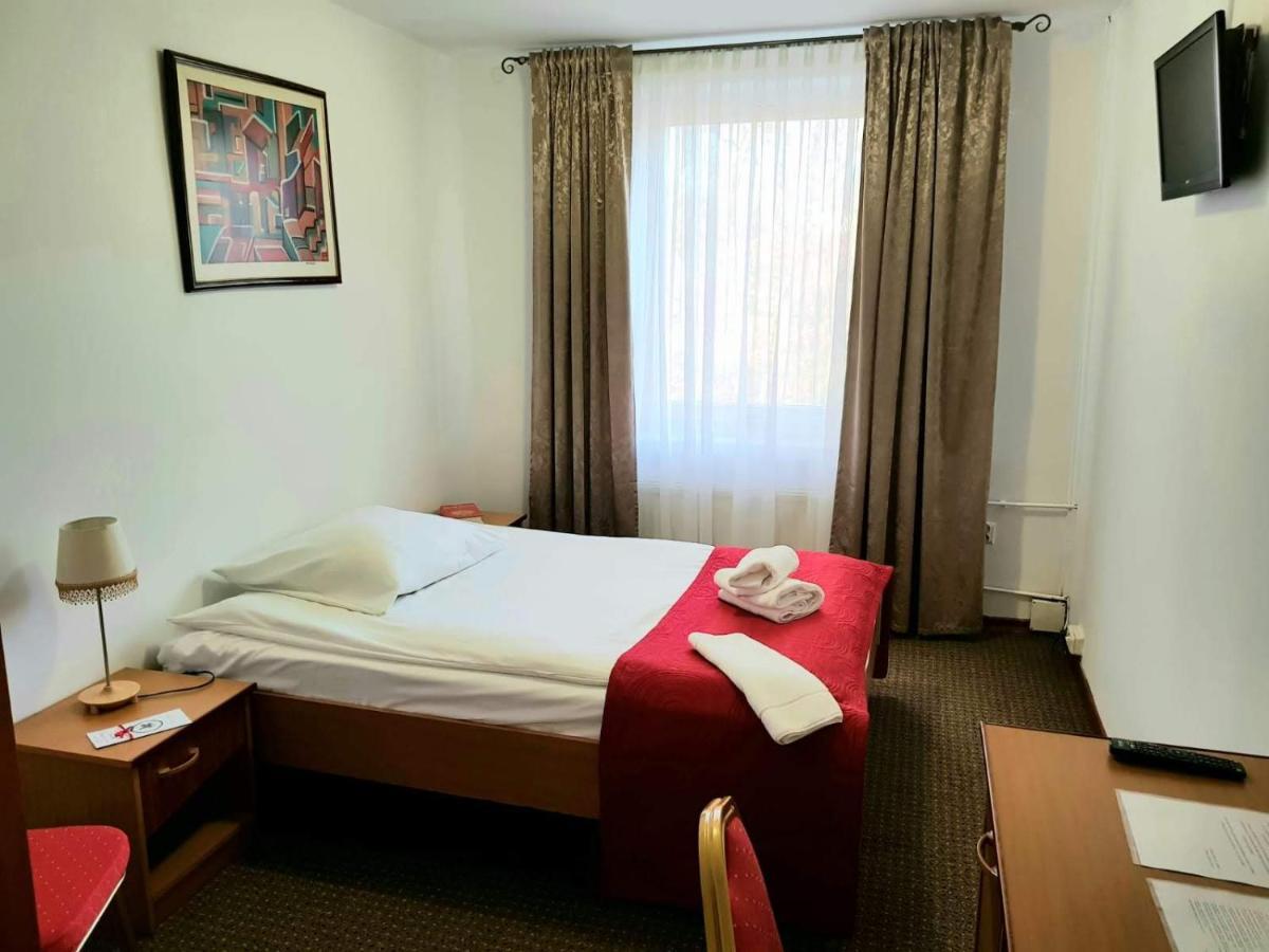 Aparthotel Obiekt "Czarny Rycerz" Jastrzębie Zdrój Exteriér fotografie